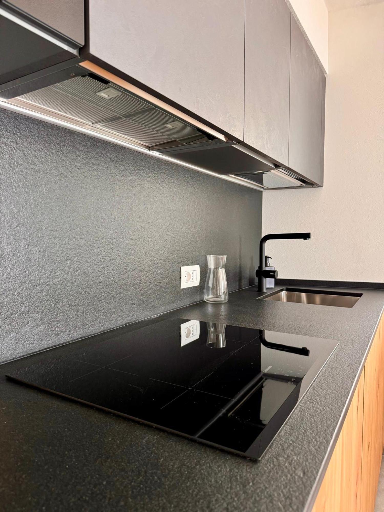 Eco Garda Hill Apartment Tenno Ngoại thất bức ảnh