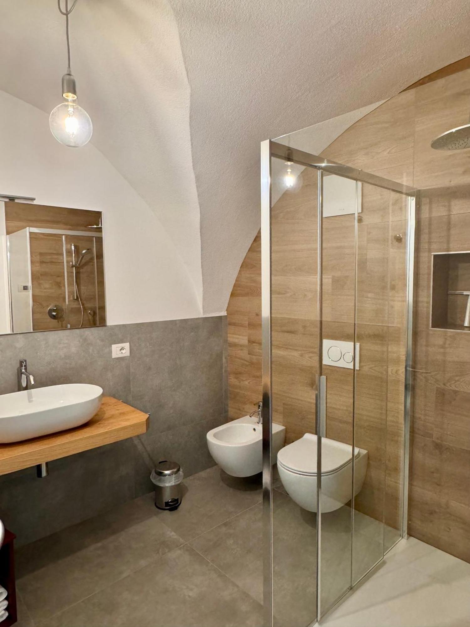 Eco Garda Hill Apartment Tenno Ngoại thất bức ảnh