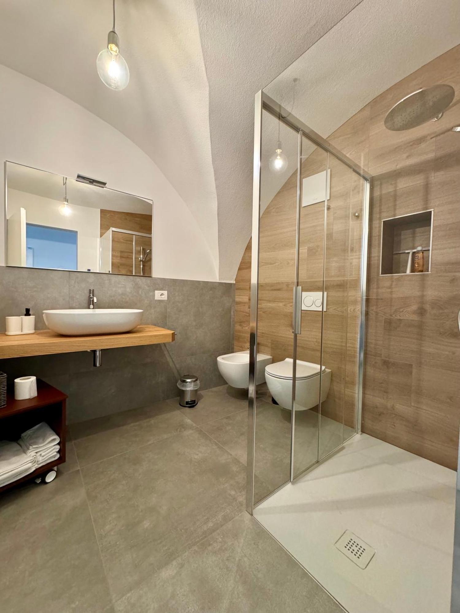 Eco Garda Hill Apartment Tenno Ngoại thất bức ảnh